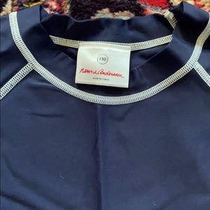 EUC Hanna Anderson size 5 (110) rash guard